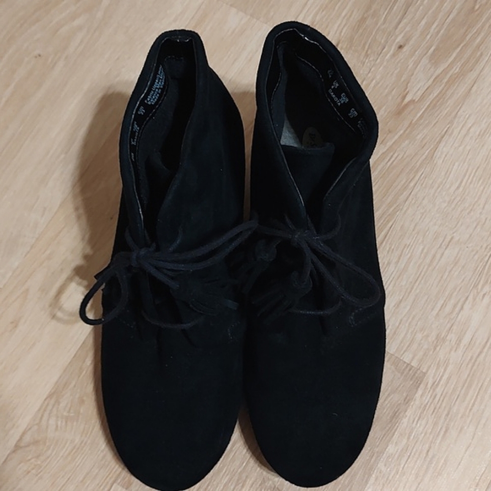 Dr. Scholl's Womens Dakota Faux Suede Wedge Booties Black Lace-up Tassels Size 6 - Picture 3 of 13
